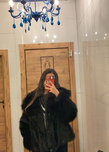 Siyah Kürk Detaylı Midi Kadın Ceket