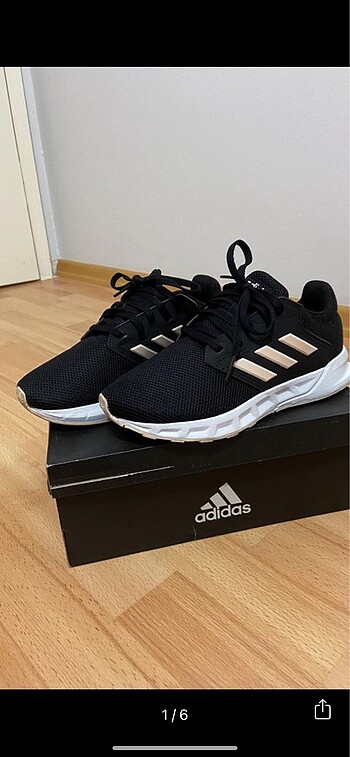 Adidas spor ayakkabı