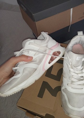 Beyaz Bağcıklı Spor Kadın Spor Ayakkabı - Görsel 3