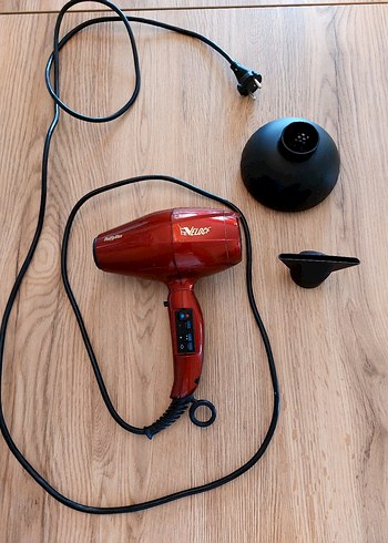 Babyliss Parlak Kırmızı Babyliss Veloce Saç Kurutma Makinesi