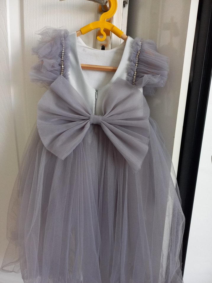 Çiçek Detaylı Gri Bohem Kız Elbisesi - Görsel 5