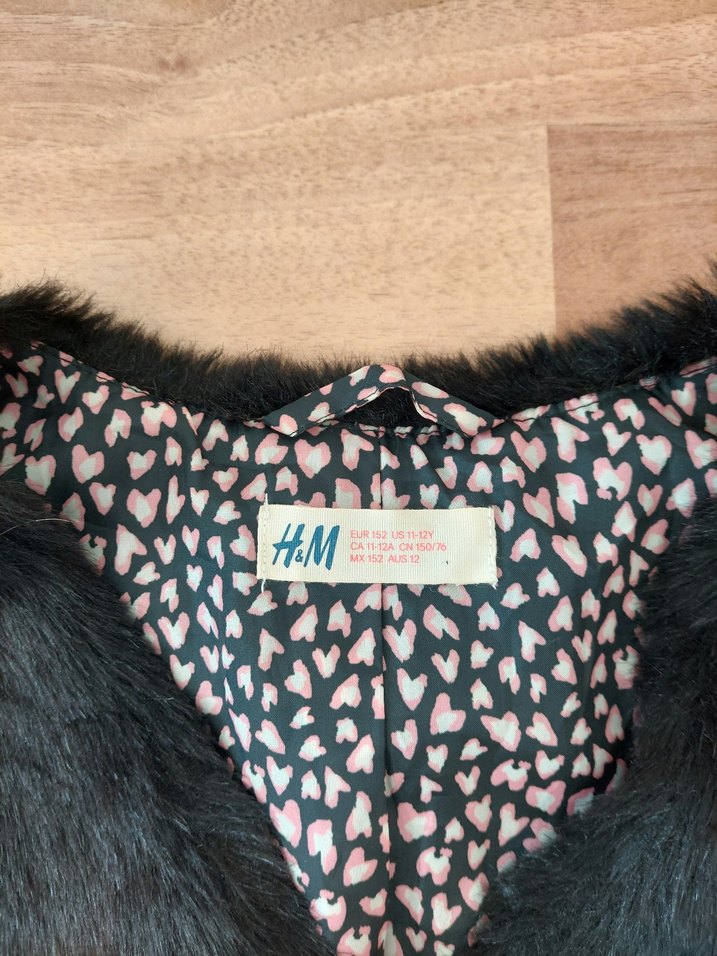 Siyah Kürklü V Yaka çocuk Yelek - Görsel 2