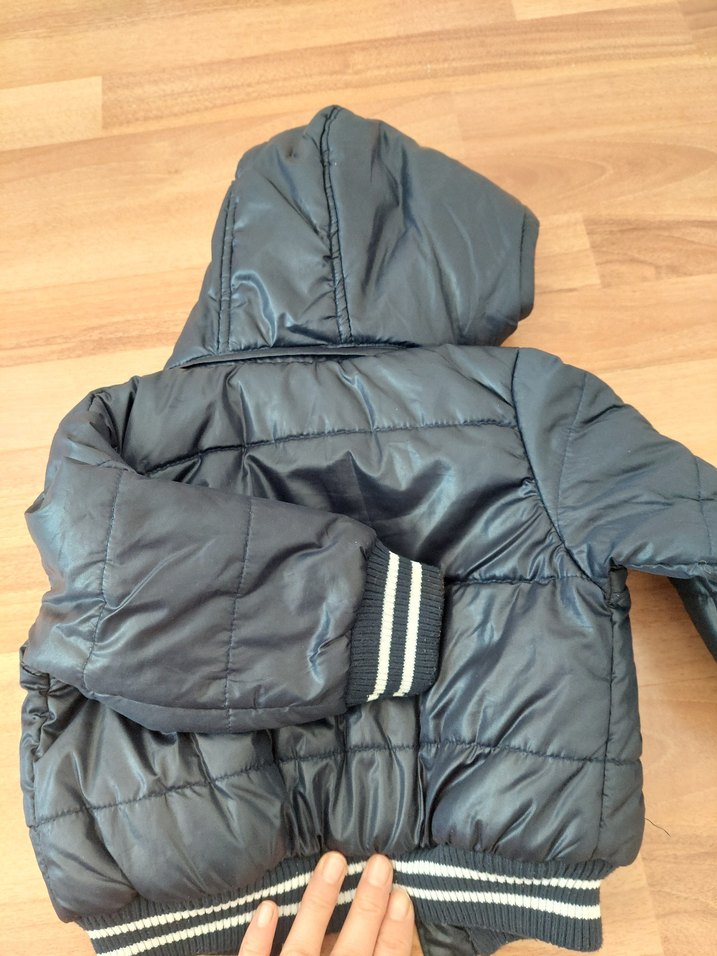 Koyu renkli fermuarlı biker ceket - Görsel 4