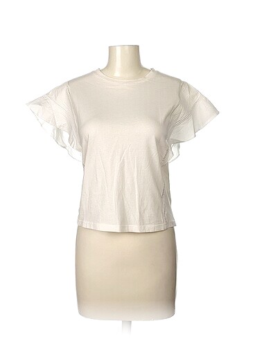 Bershka T-shirt %70 İndirimli.