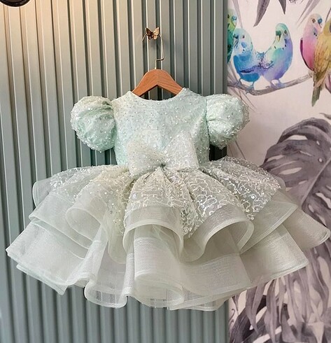 Kız bebek abiye