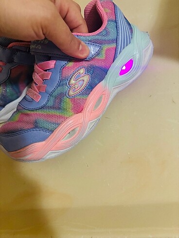 33 Beden Kız çocuk skechers