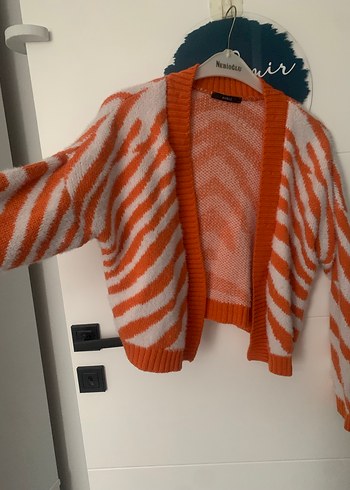 Turuncu Zebra Desenli Kısa Triko Hırka - Görsel 3