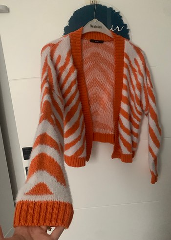 Turuncu Zebra Desenli Kısa Triko Hırka - Görsel 2