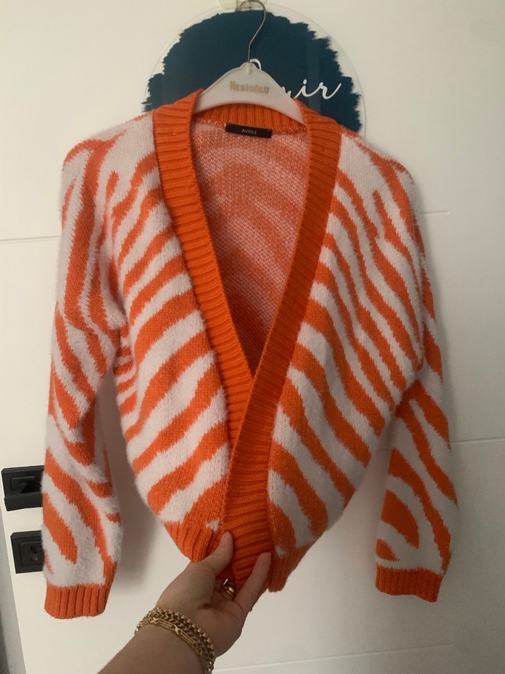 Turuncu Zebra Desenli Kısa Triko Hırka - Görsel 4