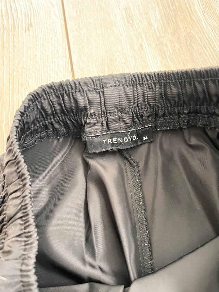 siyah jogger pantolon - Görsel 4