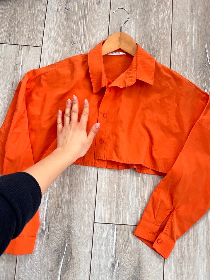 Turuncu crop gömlek - Görsel 2