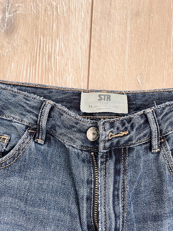 Stradivarius koyu mavi jean - Görsel 3