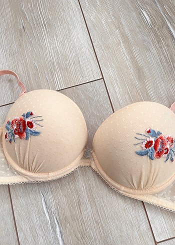 Penti Çiçek Nakışlı Push-Up Sütyen - Görsel 3