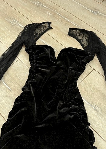 Bershka Dantel Detaylı Uzun Kollu Siyah Mini Elbise - Görsel 5