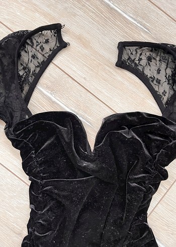 Bershka Dantel Detaylı Uzun Kollu Siyah Mini Elbise - Görsel 4