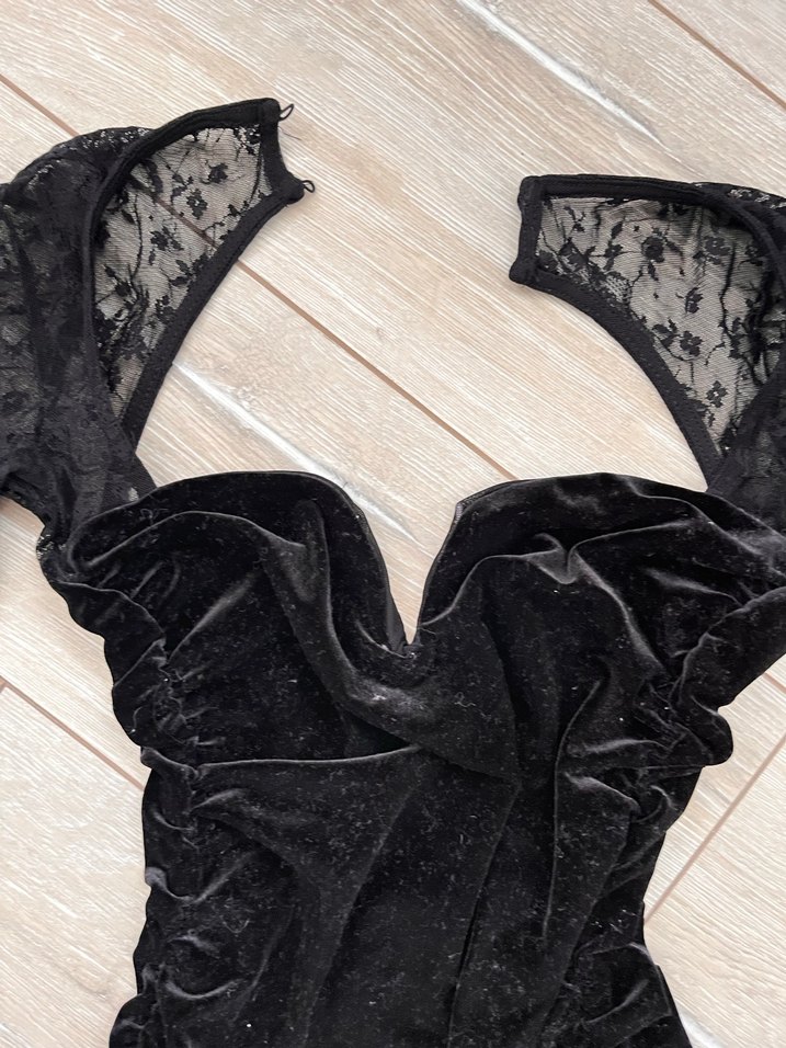 Bershka Dantel Detaylı Uzun Kollu Siyah Mini Elbise - Görsel 4