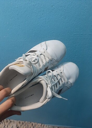 39 Beden Adidas spor ayakkabı