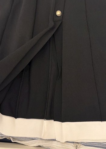 Beymen Club Uzun Siyah Düğmeli Kadın Etek - Görsel 2