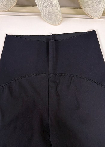 Siyah Oysho Biker Tayt - Görsel 2