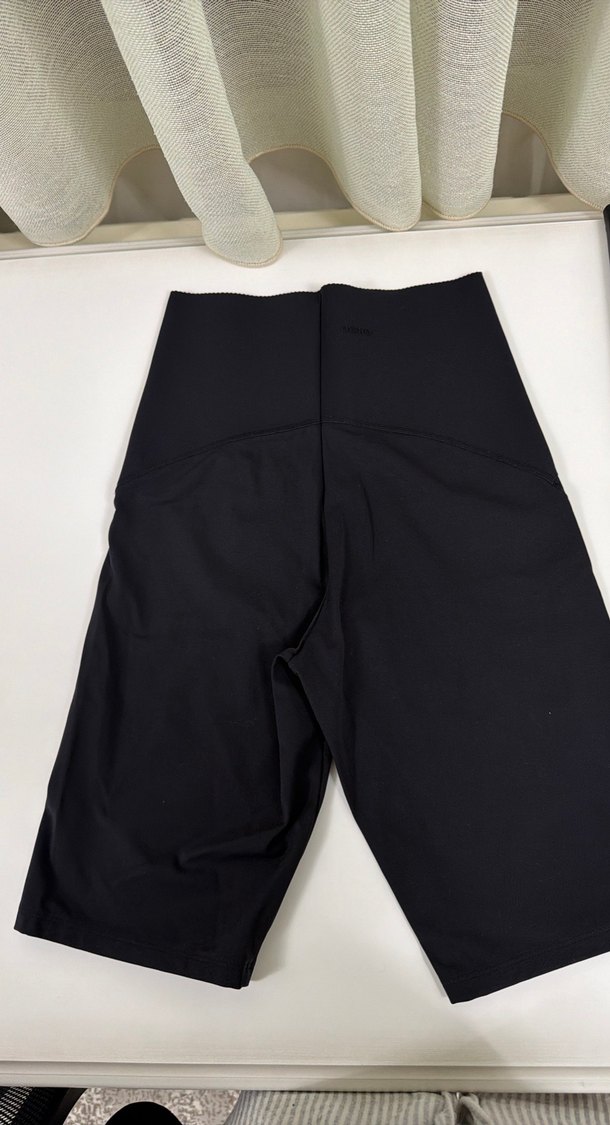 Siyah Oysho Biker Tayt - Görsel 4