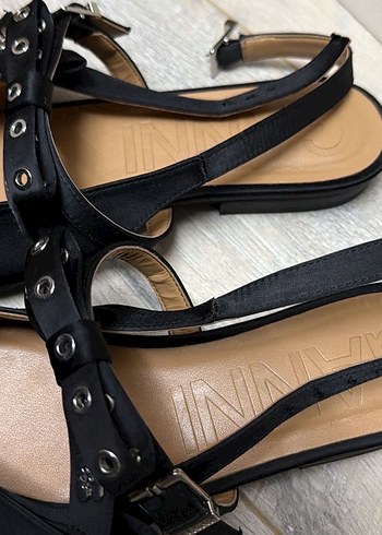 Ganni Tokalı Siyah Kadın Ayakkabı - Görsel 3