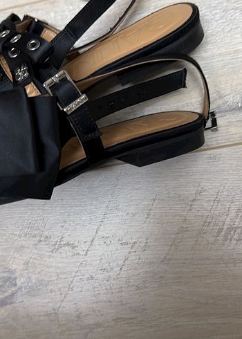 Ganni Tokalı Siyah Kadın Ayakkabı - Görsel 5