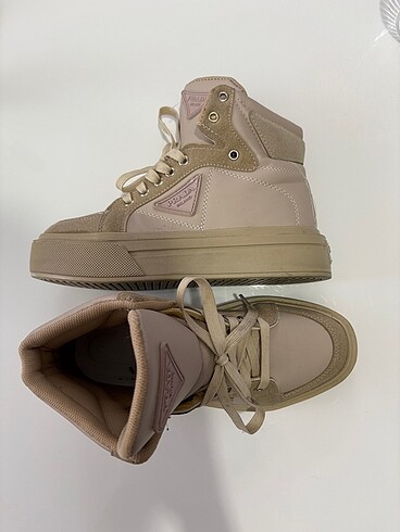 38 Beden camel Renk Prada sneaker