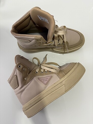 38 Beden Prada sneaker