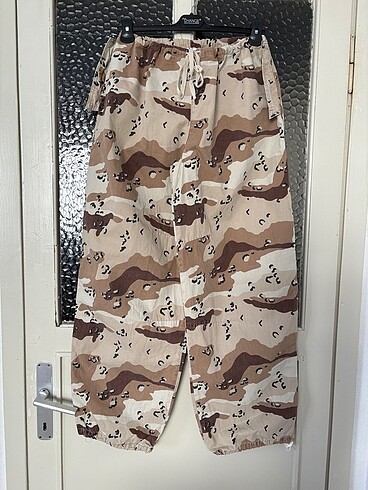 l Beden Collusion unisex pantolon