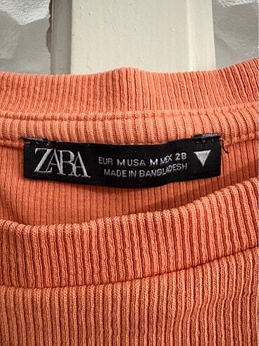 Zara Zara crop