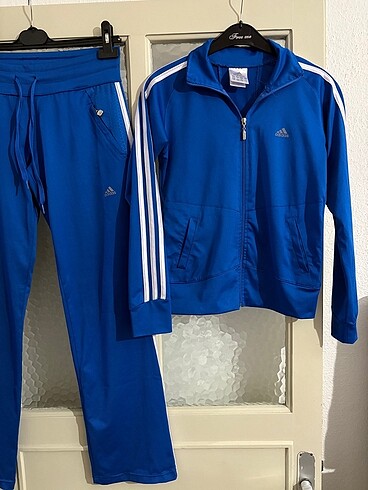 s Beden mavi Renk Adidas eşofman takımı