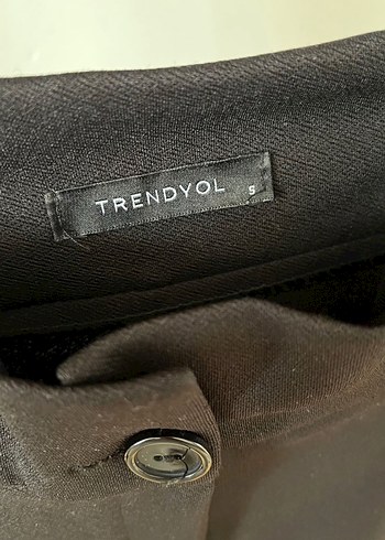 Kadın Siyah Kemerli Kumaş Pantolon - Görsel 2