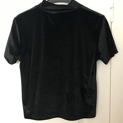 l Beden kadife crop tshirt