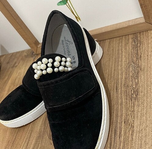 37 Beden İnci detaylı babet