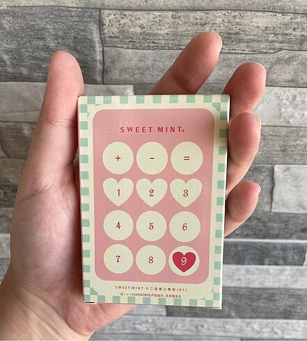 Sweet Mint 12 Colors Love Far Paleti