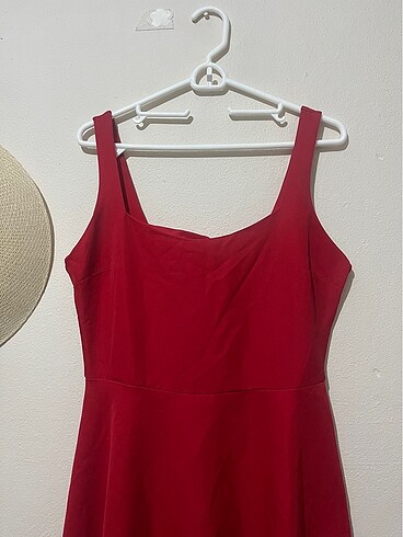 Kırmızı abiye elbise - Görsel 6