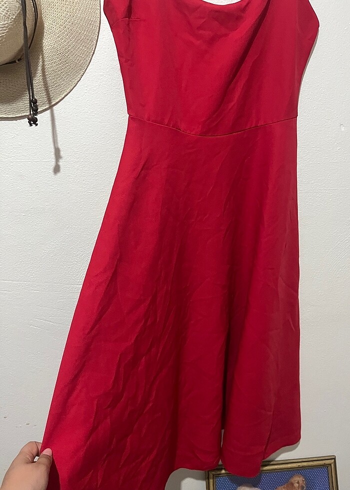 Kırmızı abiye elbise - Görsel 4
