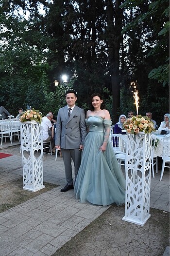 su yeşili nişan elbisesi - Görsel 5