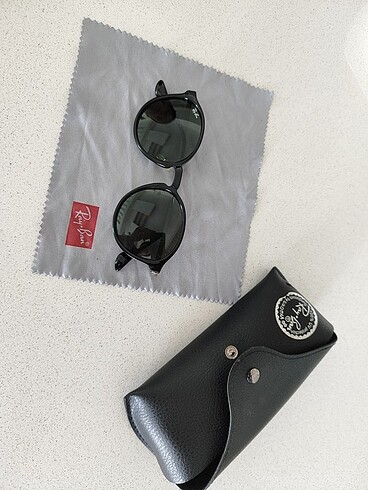  Beden siyah Renk Orijinal ray ban gözlük