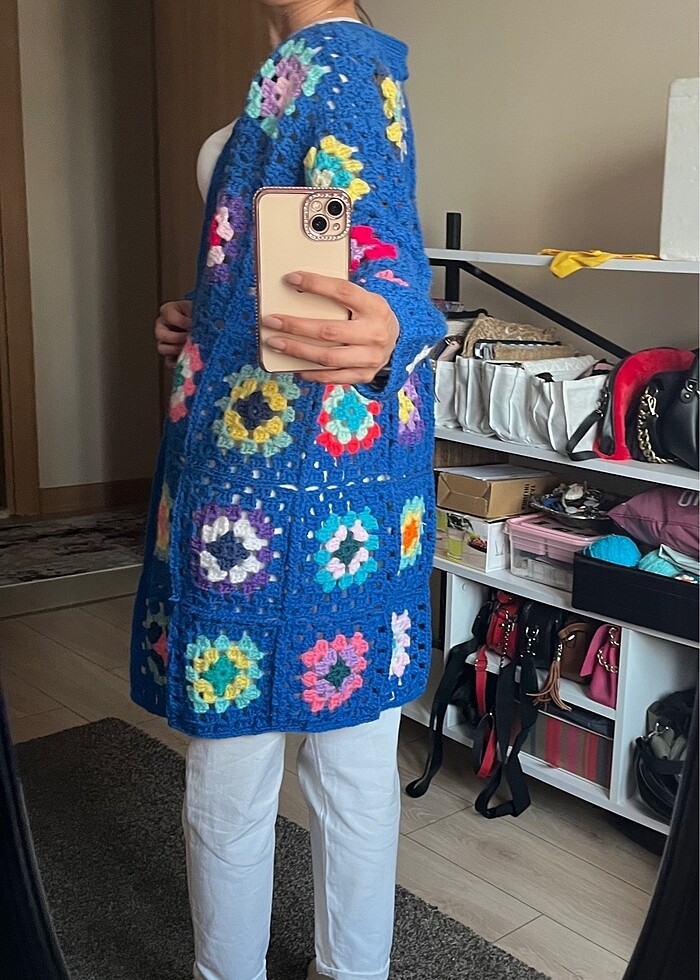 El Yapımı Örgü Motifli Hırka - Görsel 3