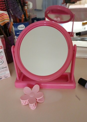 Pastel Pembe Masaüstü Makyaj Aynası