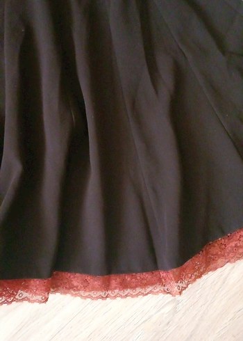 Koyu Kırmızı Volanlı Midi  Etek ve buluz - Görsel 3