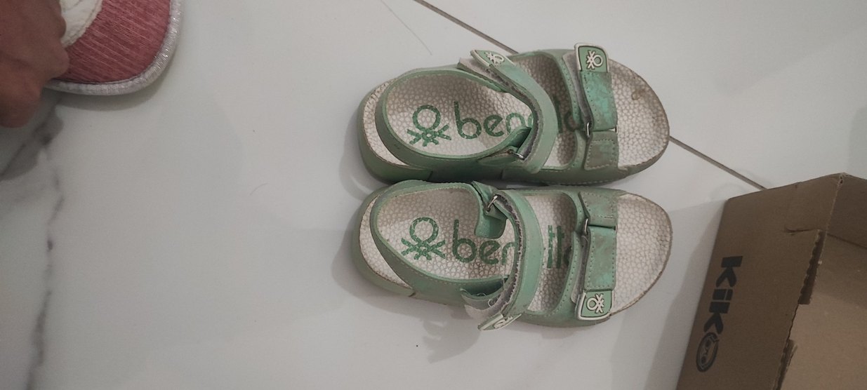 Kız Çocuk Yeşil Tokalı Kauçuk Sandalet orjinal - Görsel 2