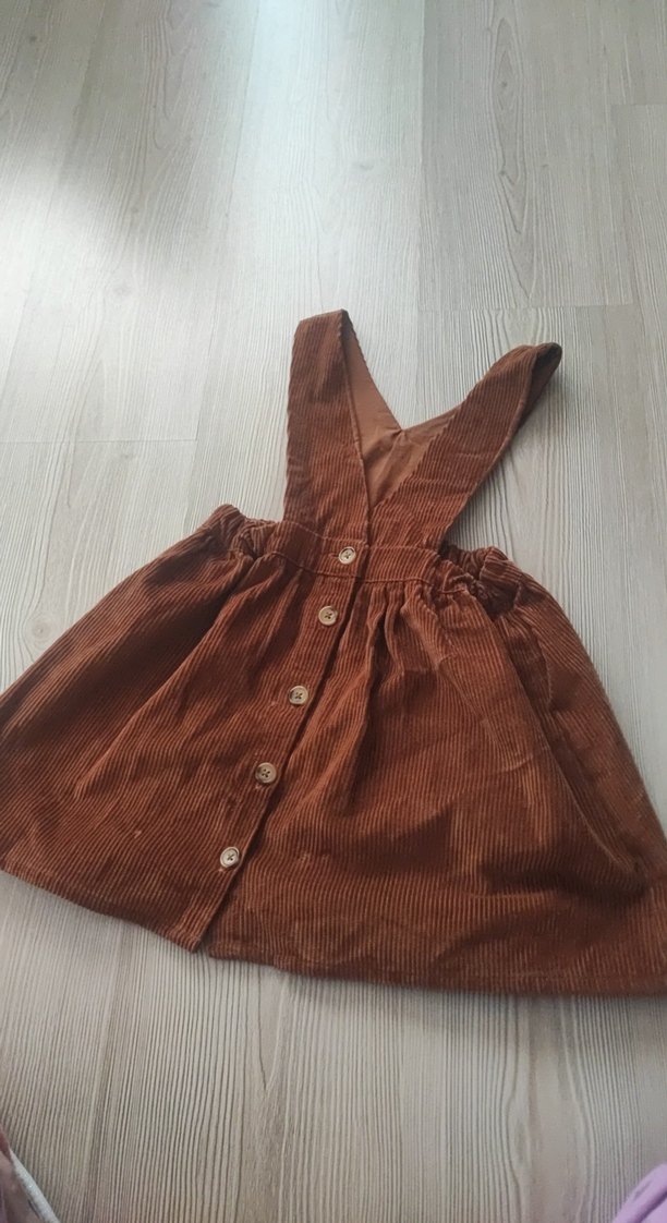 Kız Çocuk Kahverengi Süet Düğmeli Elbise - Görsel 3