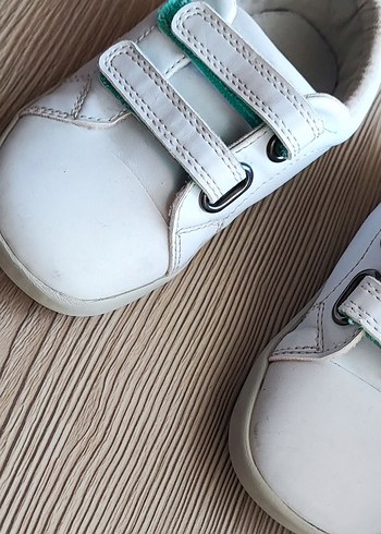 Erkek Bebek Beyaz Cırt Cırtlı İlk Adım Ayakkabısı - Görsel 3