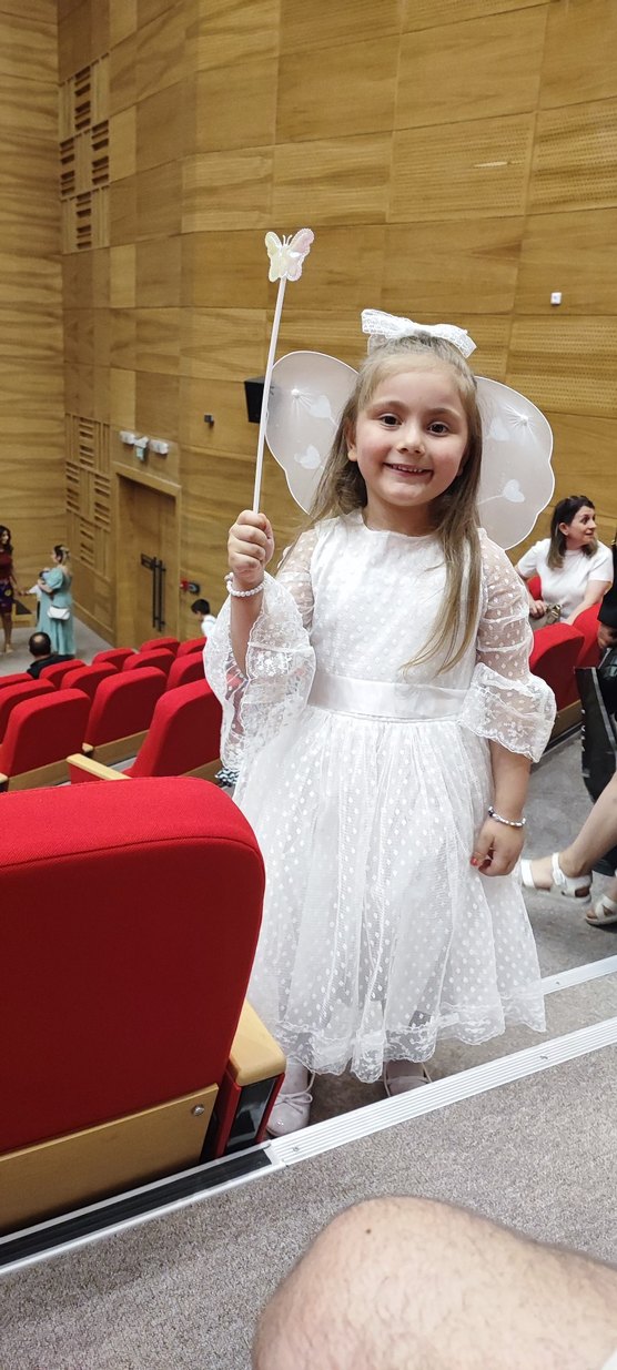 Dantel Detaylı Straplez Beyaz Kız Çocuk Elbise - Görsel 5