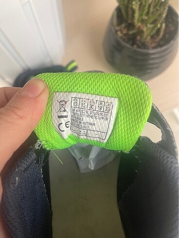 30 Beden Orjinal skechers çocuk ayakkabısı