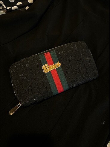 Gucci cüzdan