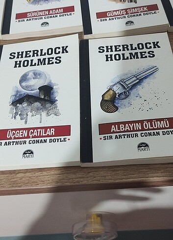  Sherlock Holmes Kitapları