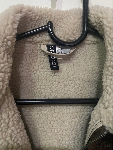 H&M Hm Mont
